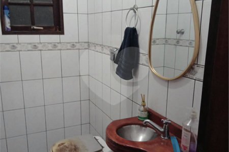 Casa à venda com 3 quartos, sendo 1 suíte,  em Vila Júlia, Poá, SP