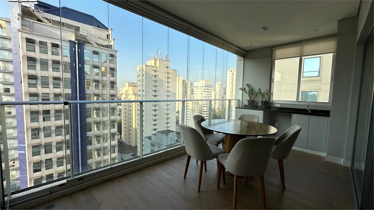 Apartamento para alugar com 1 suíte em Moema, São Paulo, SP