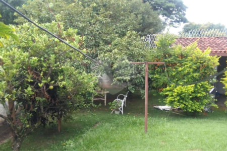 Casa à venda com 2 quartos, sendo 1 suíte, no condomínio Vinhas da Vista Alegre - Lado Sede, Vinhedo - SP