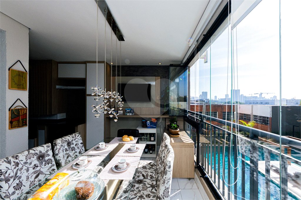 Apartamento à venda com 2 quartos, sendo 1 suíte, em Água Branca, São Paulo, SP