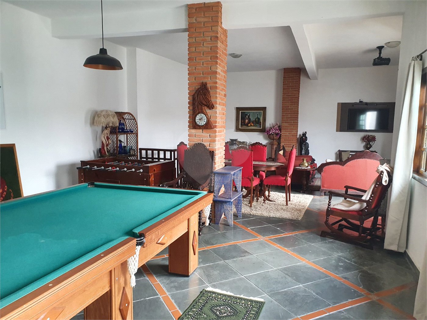 Casa à venda com 4 quartos, sendo 2 suítes,  em Mogi Moderno, Mogi das Cruzes, SP