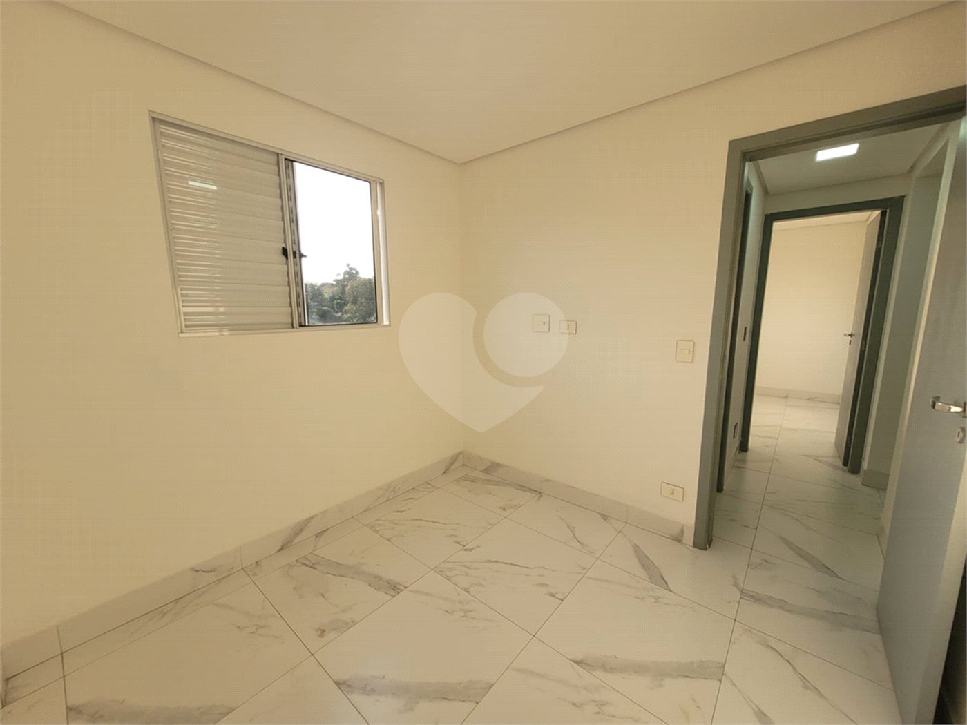 Apartamento à venda com 2 quartos em Vila Clarice, São Paulo, SP
