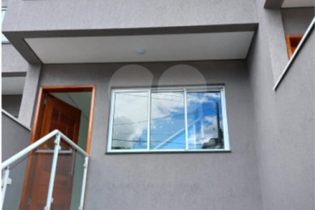 Casa à venda com 3 quartos em Vila São Geraldo, São Paulo, SP