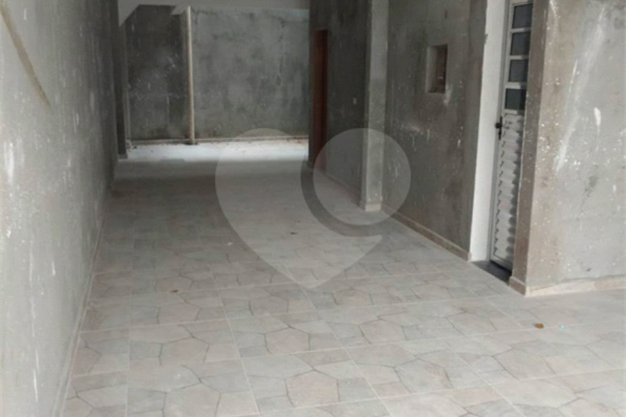 Casa à venda com 3 suítes no condomínio Severino Coelho, São Paulo - SP
