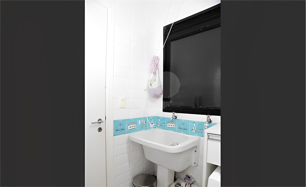 Apartamento à venda com 4 quartos, sendo 3 suítes,  em Real Parque, São Paulo, SP