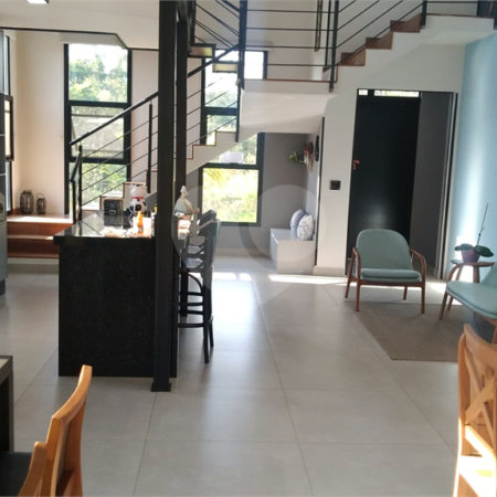 Casa à venda com 4 quartos, sendo 2 suítes, no condomínio Campos de Santo Antonio II, Itu - SP