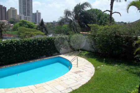 Casa à venda com 4 suítes em Jardim Guedala, São Paulo, SP