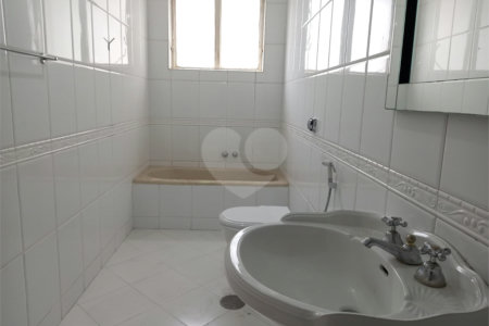 Apartamento à venda com 3 quartos, sendo 1 suíte, em Pinheiros, São Paulo, SP