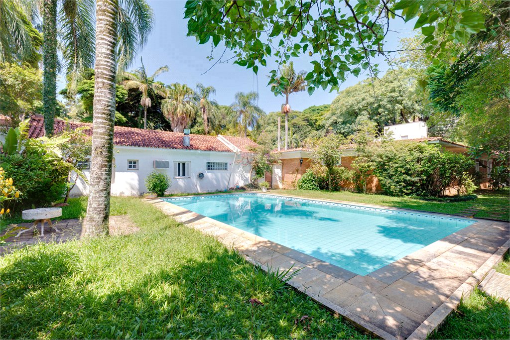 Casa à venda com 3 suítes em Alto da Boa Vista, São Paulo, SP