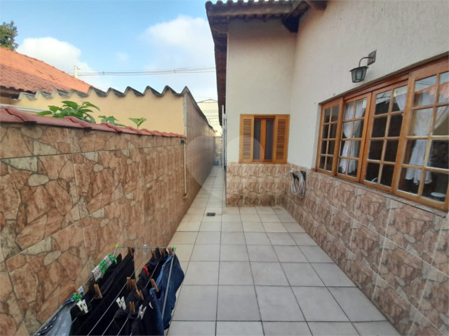 Casa Térrea à venda com 3 quartos em Vila São Pedro, Santo André, SP