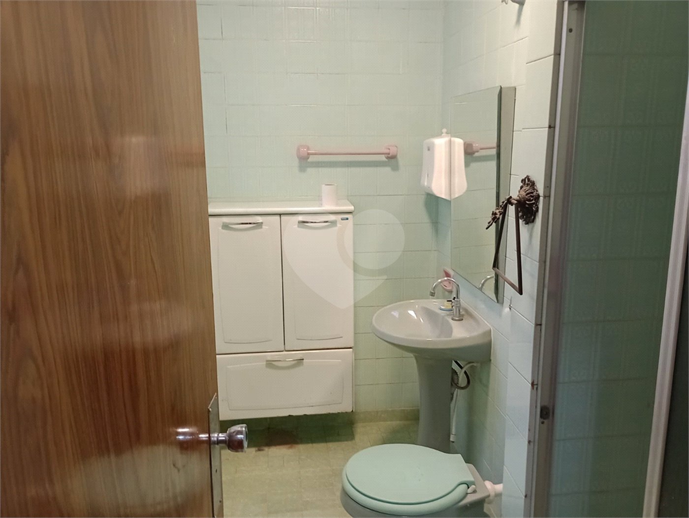 Casa à venda com 4 quartos, sendo 1 suíte, em Vila Rosa, Itapetininga, SP