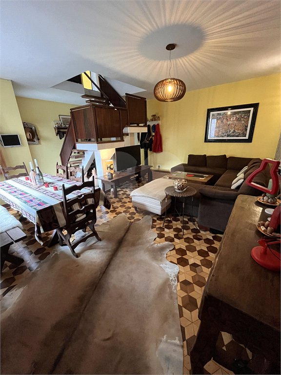 Casa à venda com 3 quartos, sendo 1 suíte, em Chácara Santo Antônio (zona Sul), São Paulo, SP