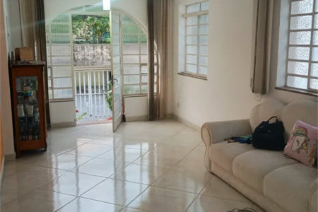 Casa à venda com 4 quartos, sendo 1 suíte, em Vila Cordeiro, São Paulo, SP
