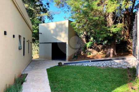 Casa à venda ou para alugar com 3 suítes em Tanque, Atibaia, SP