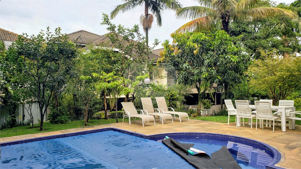 Casa à venda com 4 suítes no condomínio Espaço Natureza, São Paulo - SP