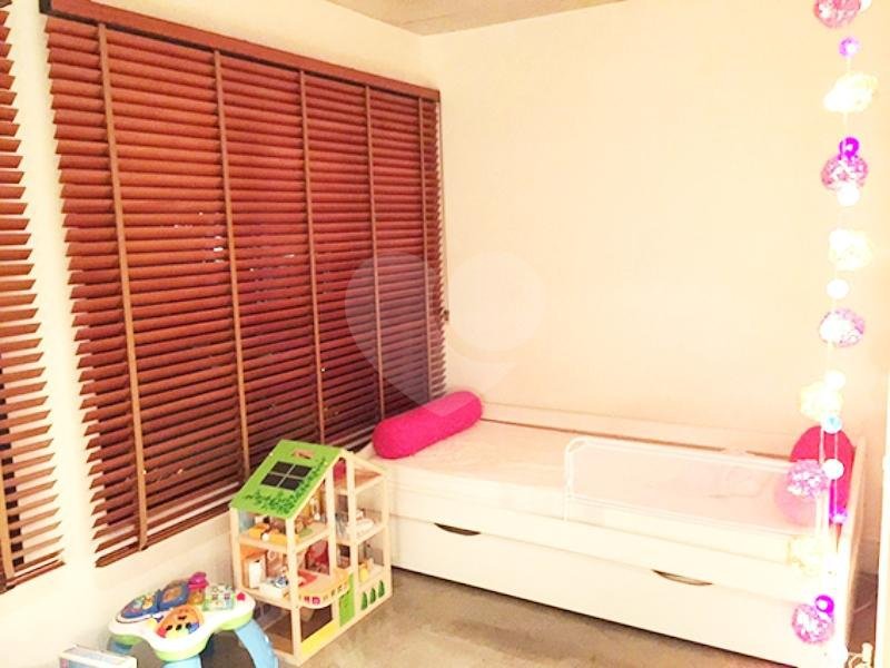 Apartamento à venda com 2 quartos, sendo 1 suíte,  em Vila Suzana, São Paulo, SP