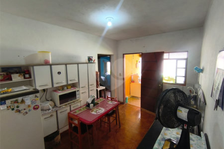 Casa à venda com 3 quartos em Jardim Bela Vista, Itapetininga, SP