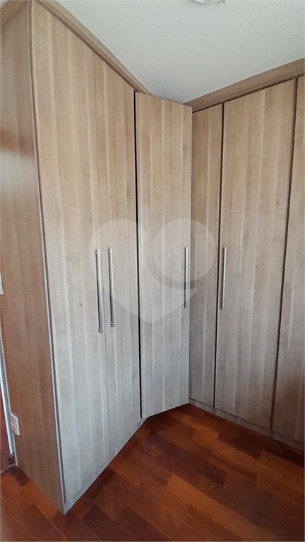 Casa à venda com 3 quartos, sendo 1 suíte, no condomínio Residencial Jardins, São Bernardo do Campo - SP
