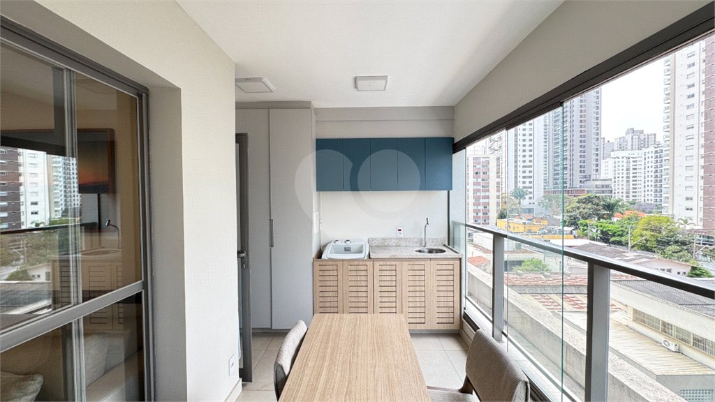 Apartamento à venda com 2 quartos, sendo 1 suíte,  em Brooklin, São Paulo, SP