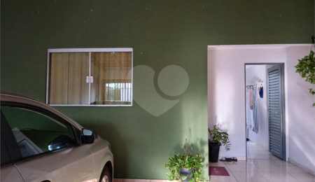 Casa à venda com 2 quartos em Jardim Klayton, Birigüi, SP
