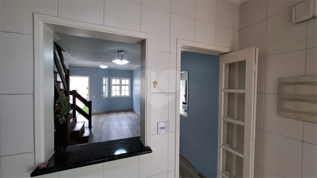 Casa à venda com 2 suítes no condomínio Village Palmas, São Paulo - SP