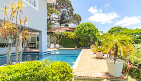 Casa à venda com 7 quartos, sendo 5 suítes,  em Morumbi, São Paulo, SP
