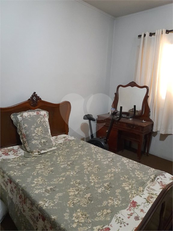 Sobrado à venda com 3 quartos, sendo 1 suíte,  em Parada Inglesa, São Paulo, SP