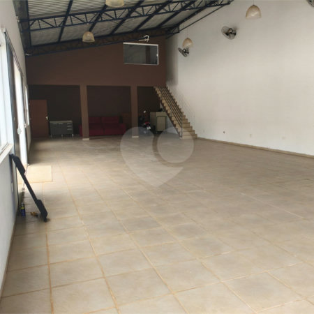 Salão Comercial à venda ou para alugar em Retiro Santana, Itapetininga, SP