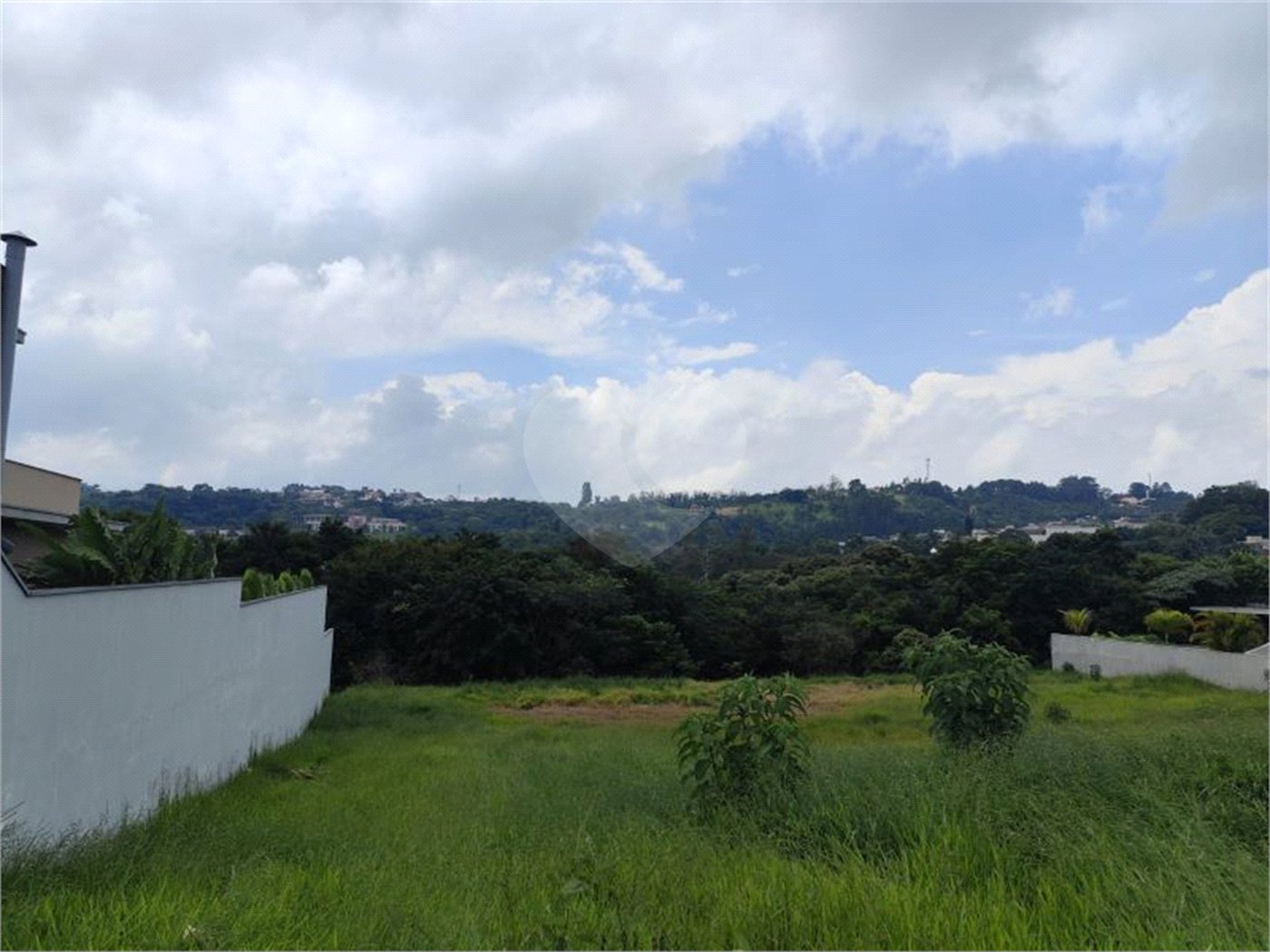 Terreno à venda no condomínio Recanto das Palmas, Vinhedo - SP