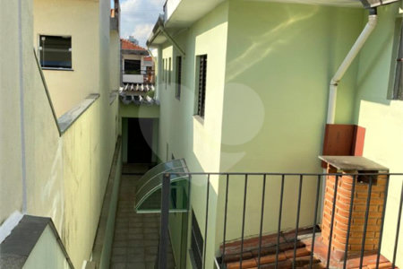 Sobrado à venda com 4 quartos, sendo 1 suíte, em Campo Grande, São Paulo, SP