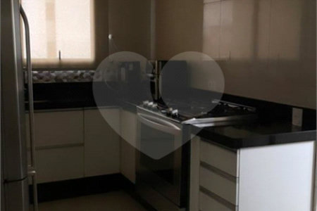 Apartamento à venda com 4 quartos, sendo 1 suíte, em Vila Monumento, São Paulo, SP
