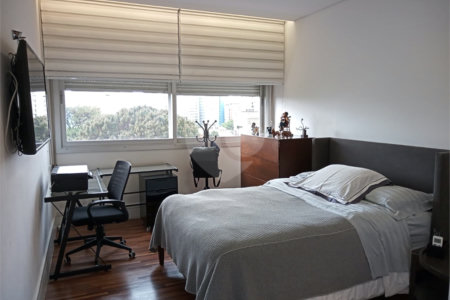 Apartamento à venda com 3 quartos, sendo 1 suíte, em Higienópolis, São Paulo, SP