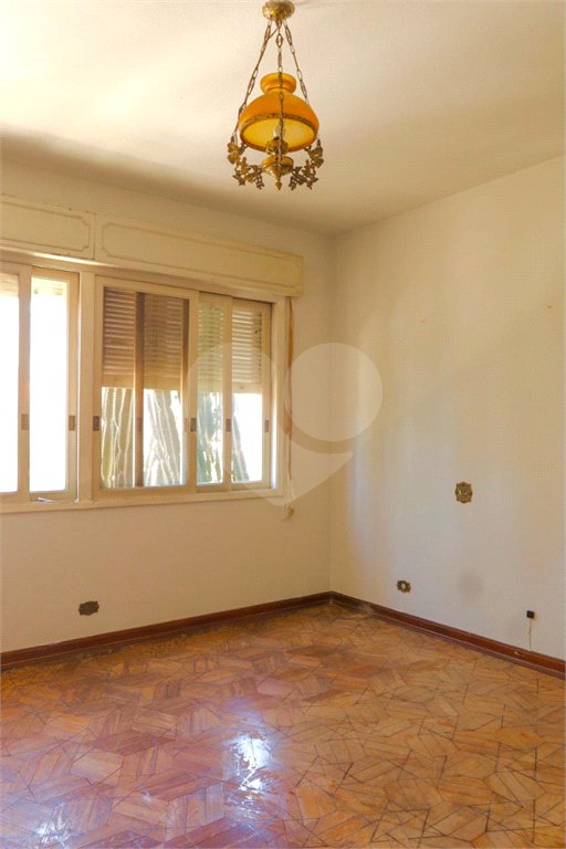Casa à venda com 3 quartos no condomínio Paderewsky, São Paulo - SP