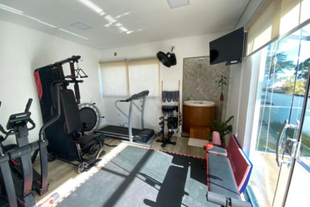 Casa à venda com 4 suítes em Vila Oliveira, Mogi das Cruzes, SP