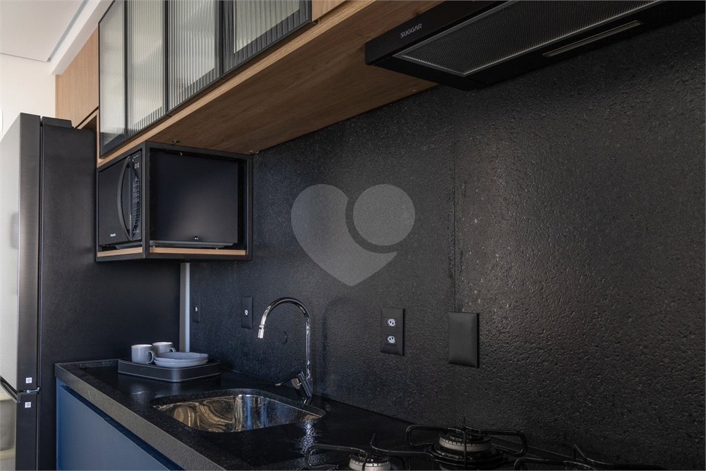 Apartamento à venda com 3 quartos, sendo 1 suíte,  em Alto da Lapa, São Paulo, SP