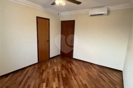 Cobertura à venda ou para alugar com 5 quartos, sendo 4 suítes, em Santo Amaro, São Paulo, SP
