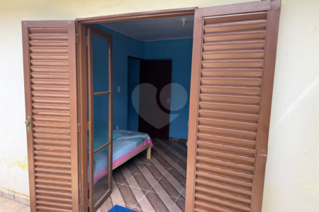 Chácara à venda com 2 quartos em Conceição, Itapetininga, SP