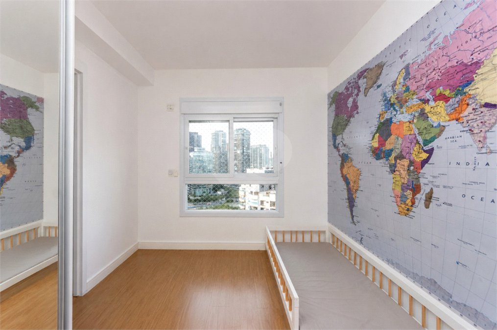 Apartamento à venda com 4 quartos, sendo 3 suítes, em Chácara Santo Antônio (zona Sul), São Paulo, SP