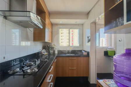 Apartamento à enda no Jd. Anália Franco