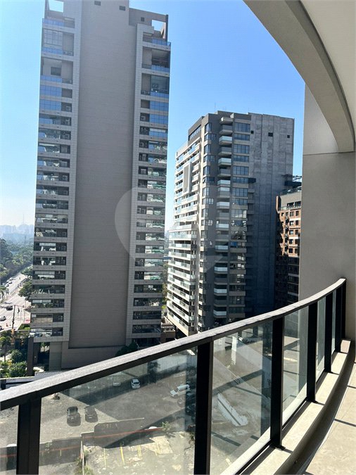 Casa à venda com 1 quarto no condomínio Window Moema, São Paulo - SP