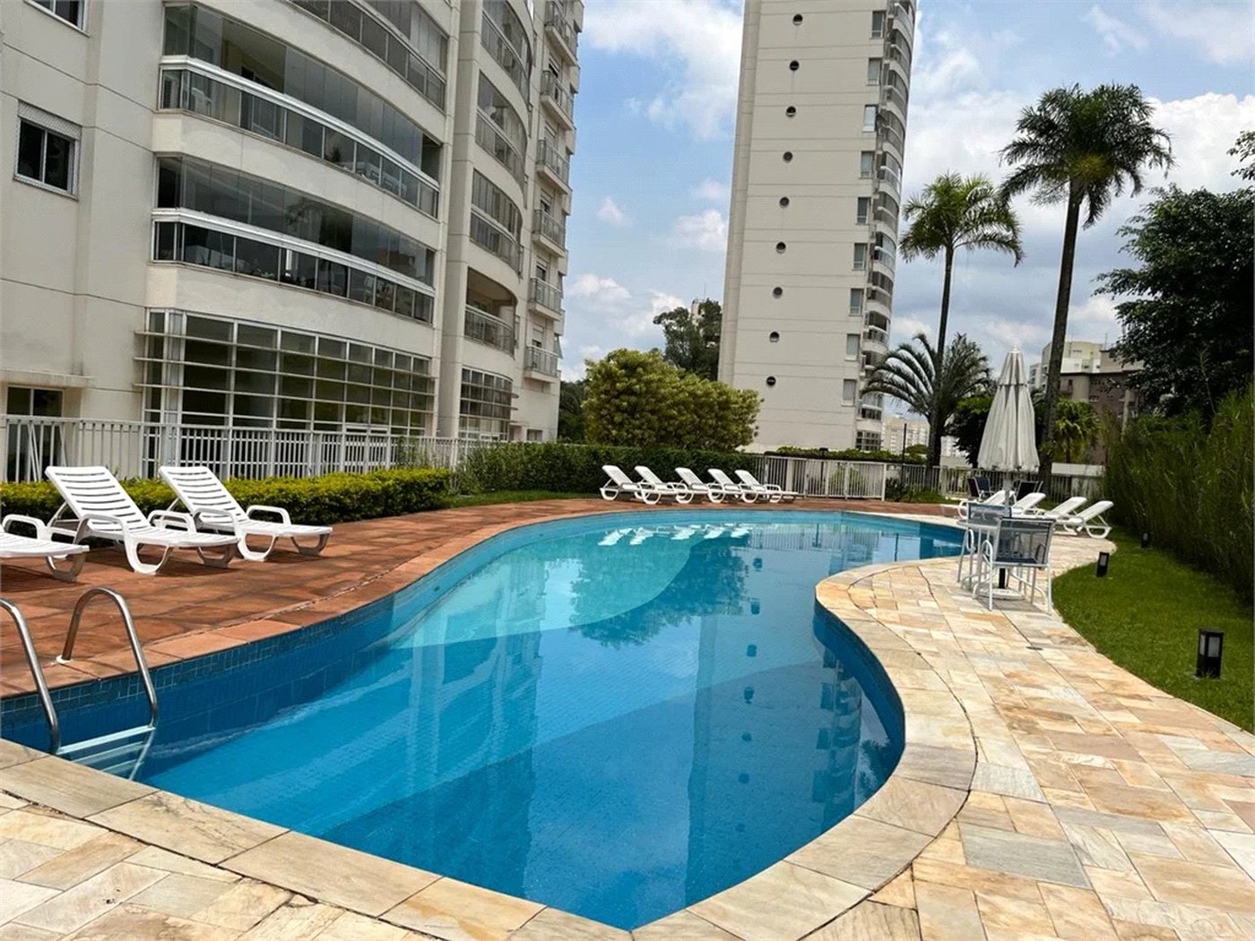 Apartamento à venda com 3 suítes em Vila Andrade, São Paulo, SP