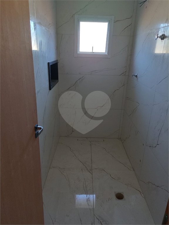Sobrado à venda com 3 quartos, sendo 1 suíte, em Jardim do Lago, Atibaia, SP