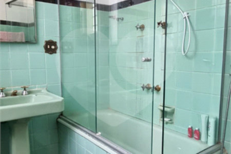 Sobrado à venda com 4 quartos, sendo 1 suíte,  em Água Branca, São Paulo, SP
