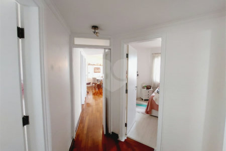 Apartamento à venda com 3 quartos, sendo 1 suíte, em Alto da Lapa, São Paulo, SP