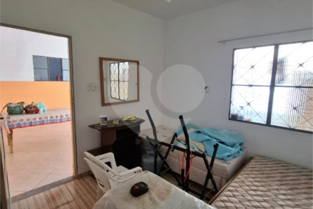 Casa Térrea à venda com 4 quartos, sendo 1 suíte, em Campo Grande, Rio de Janeiro, RJ