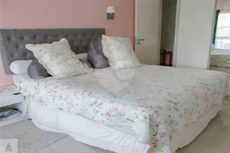Apartamento à venda com 4 quartos, sendo 1 suíte, em Tijuca, Rio de Janeiro, RJ
