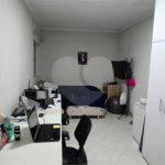Casa Térrea à venda ou para alugar com 8 quartos, sendo 4 suítes, em Vila Pereira Barreto, São Paulo, SP