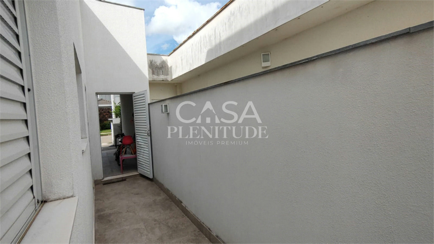 Casa em condomínio à venda com 3 quartos, sendo 1 suíte, em Iporanga, Sorocaba, SP