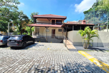 Casa à venda com 2 quartos no condomínio Athenas, Rio de Janeiro - RJ