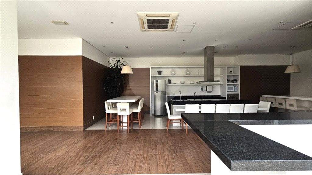 Apartamento à venda com 2 quartos, sendo 1 suíte, em Campo Belo, São Paulo, SP